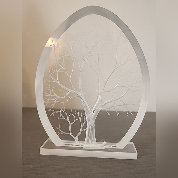 Vintage Carved Clear Solid Lucite Acrylic 3D Tree of Life Sculpture, approx 9". - Picture 4 of 9